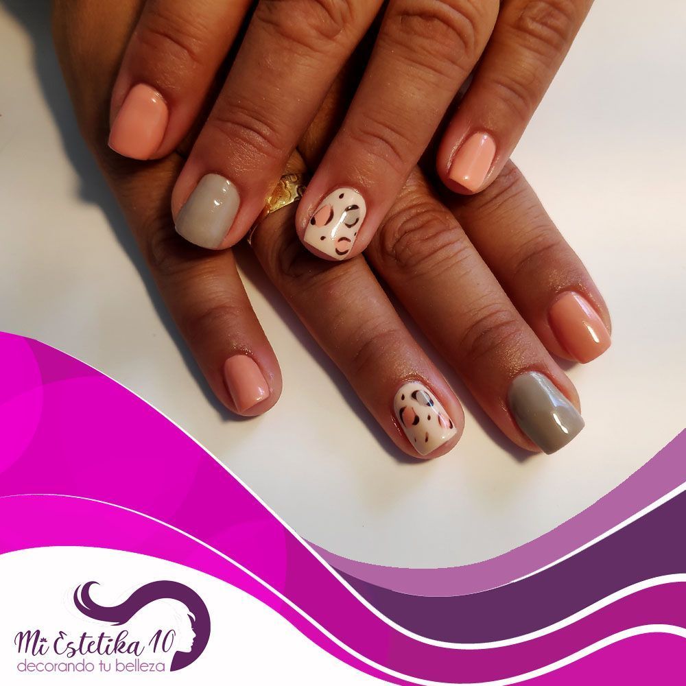 Unas-semipermanentes-grises-y-rosas-animal-print