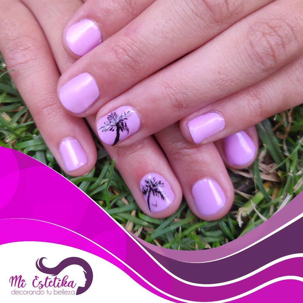 unas-infantiles-de-esmalte-permanente-lila