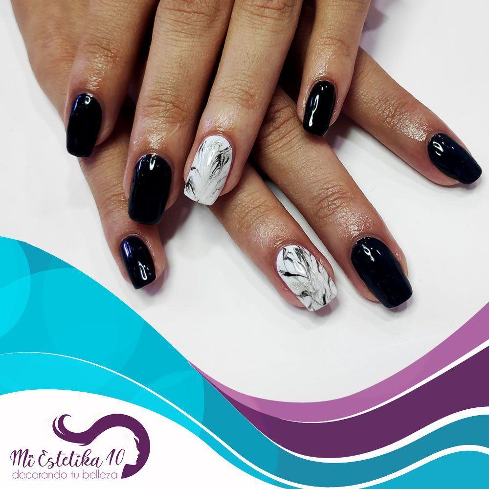 Unas-semipermanentes-negras-con-efecto-marmolado